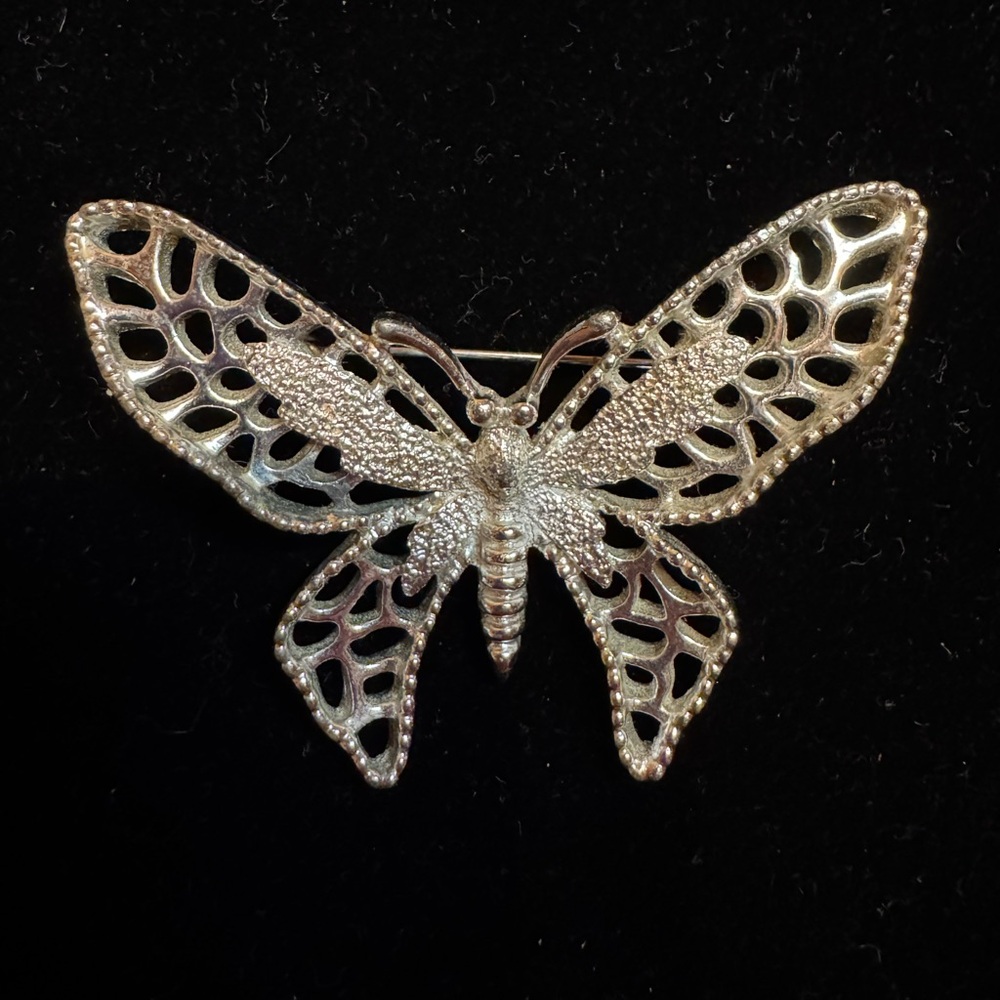 Vintage Signed Sarah Coventry Silver Toned Butterfly Brooch